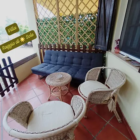 Raggiodisole Apartment
